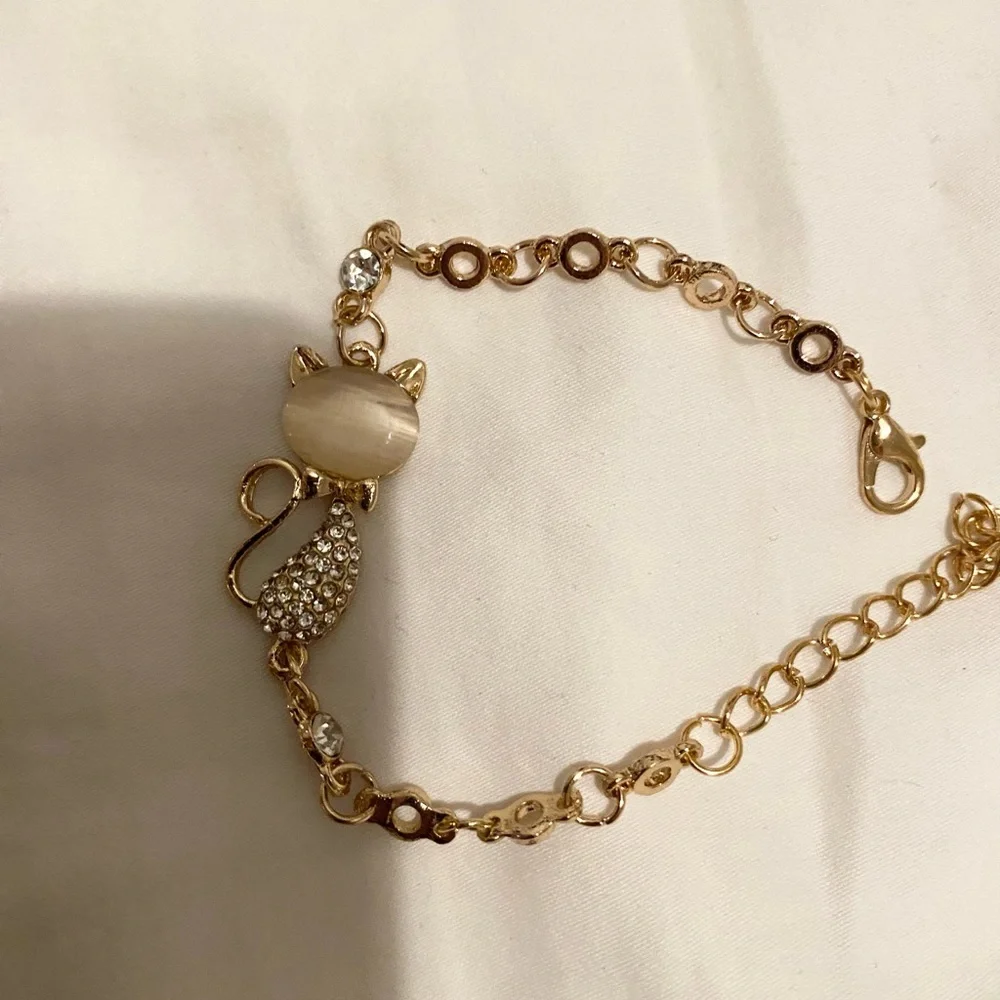 Gold Cat Charm Bracelet